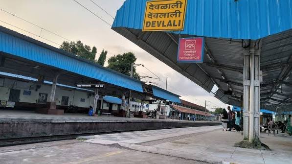 Devlali Railway Station Cab Service