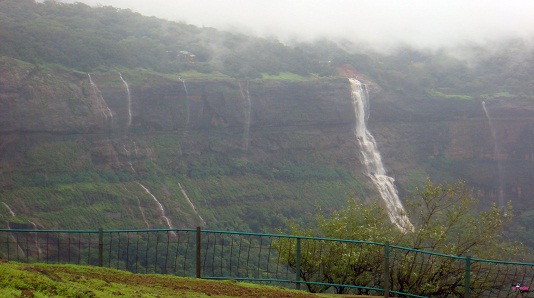 Nashik to mahabaleshwar cabs