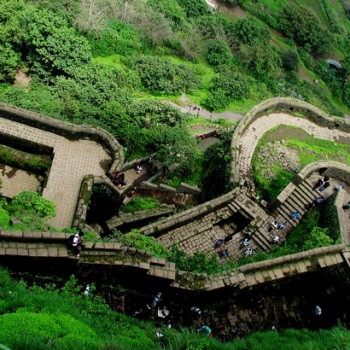 Nashik to Lohagad-Khandala cabs