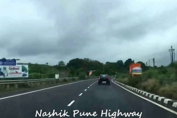 Nashik to Pune taxi services